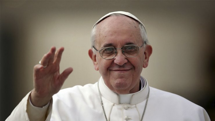 Papanın Çili ziyarətinin ilk günündə 3 kilsə yandırıldı