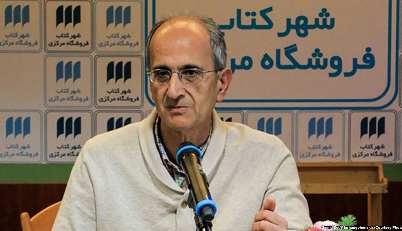 İranda casusluqda ittiham olunan universitet professoru intihar edib
