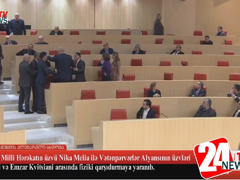 Parlamentdə dava düşdü (VİDEO)
