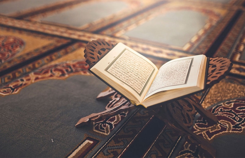 Bu ayda oxunan bir Quran ayəsi, başqa aylarda bir Quran xətm etməyin savabına malikdir