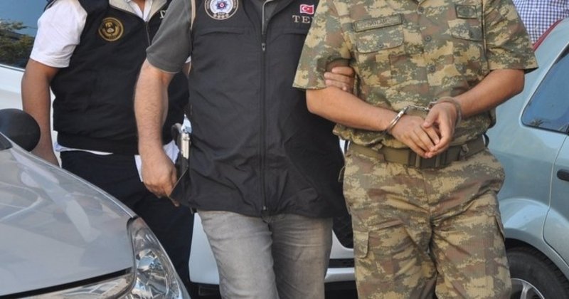 Türkiyə Ordusunda FETÖ əməliyyatı: Zabit kimi işləyən 98 nəfər tutuldu 