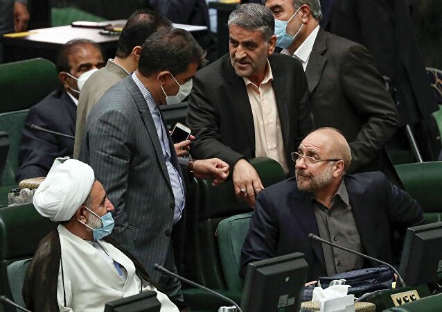 İran parlamentinin spikeri: “ABŞ ilə müzakirə qəti qadağandır”