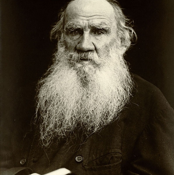 Lev Tolstoy: "Xahiş edirəm, məni Məhəmmədi hesab edin"