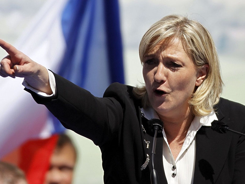 Marin Le Pen İslamı təbliğ edən bütün müsəlmanların ölkədən çıxarılmasını tələb edib