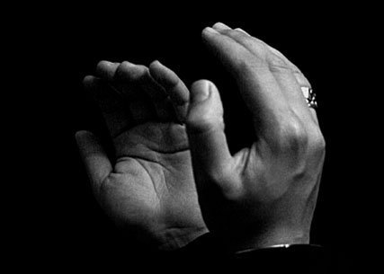 Şükür edək ki, nemətlər artsın. Təşəkkür edək ki, təvazökarlardan olaq