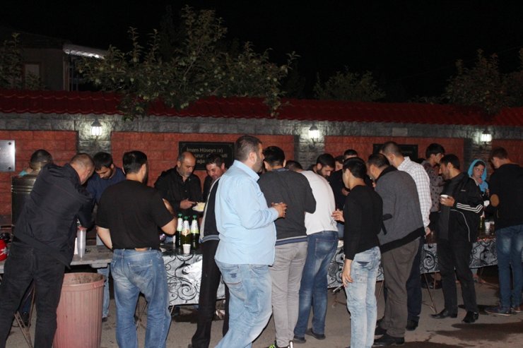 Gürcüstan Marneuli İmam Əli (ə) Məscidində, İmam Rzanın (ə) mövludu qeyd olundu Gürcüstan Marneuli İmam Əli (ə) Məscidində, İmam Rzanın (ə) mövludu qeyd olundu