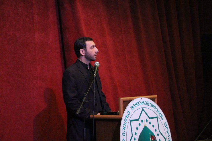 Marneulidə "Qəm qəhrəmanı Zeynəb(s.ə)" adlı şəbih göstərildi (Foto) Marneulidə "Qəm qəhrəmanı Zeynəb(s.ə)" adlı şəbih göstərildi (Foto)