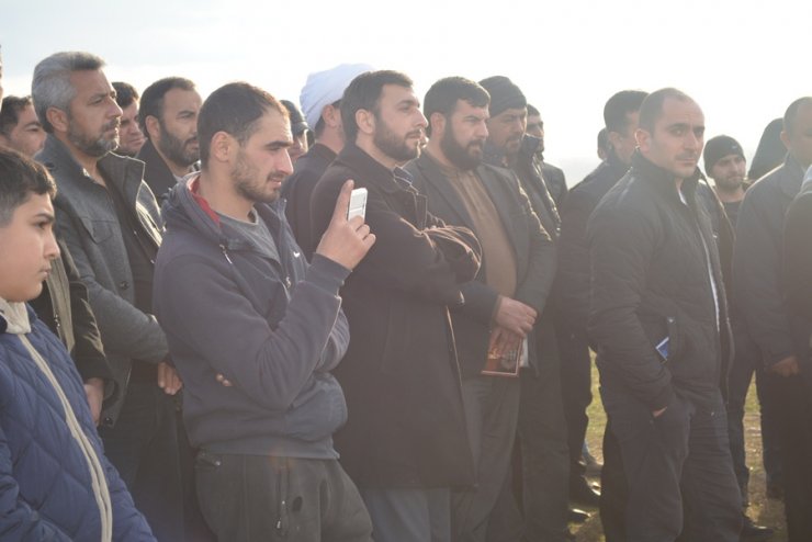 Bu gün Hz.Qeys ibn Səd Ubadənin ziyarətgahında əza məclisi keçirilib (Foto)