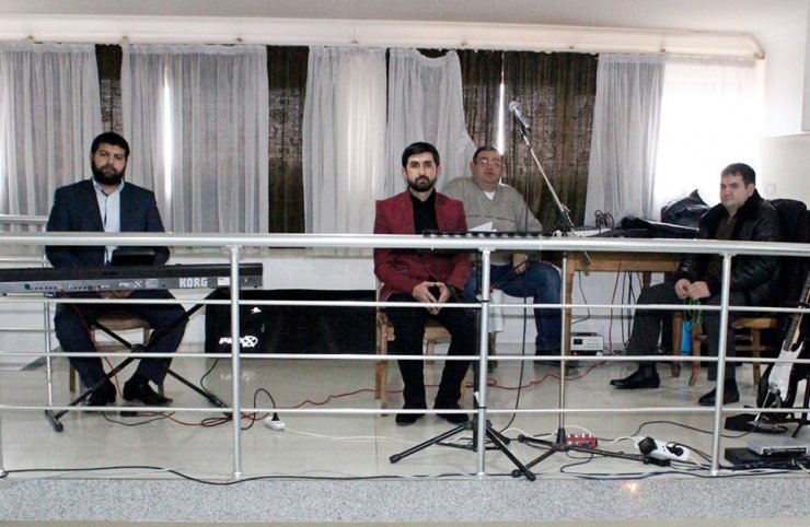 GÜRCÜSTANDA MÖVLUD VƏ VƏHDƏT BAYRAMI MÜNASİBƏTİ İLƏ TƏDBİR KEÇİRİLİB (Foto) GÜRCÜSTANDA MÖVLUD VƏ VƏHDƏT BAYRAMI MÜNASİBƏTİ İLƏ TƏDBİR KEÇİRİLİB (Foto)