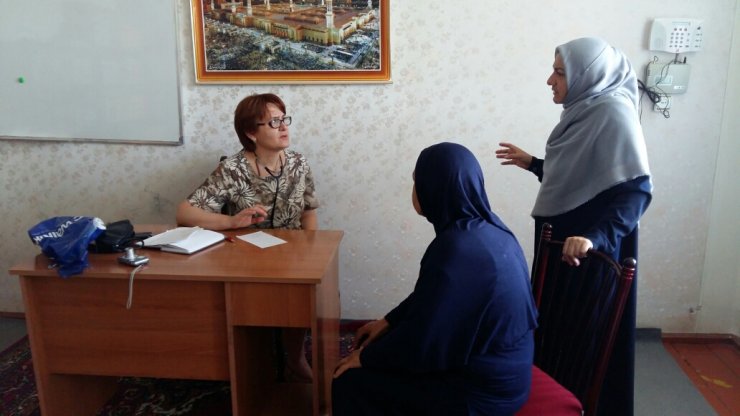 Gürcüstan Əhli-beyt (ə) cəmiyyətində "Vərəm və ağciyər xəstəliyi milli mərkəzi"nin həkimləri qonaq olublar (Foto)
