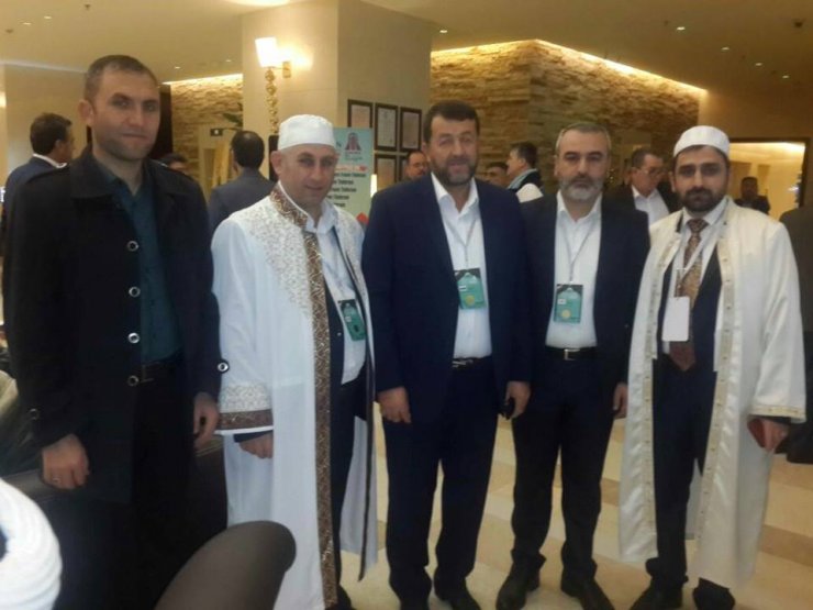 Gürcüstanlı din xadimləri “Əhli-beyt (ə) sevərlər və təkfirçilik məsələsi” mövzusunda konfransda... (Foto)