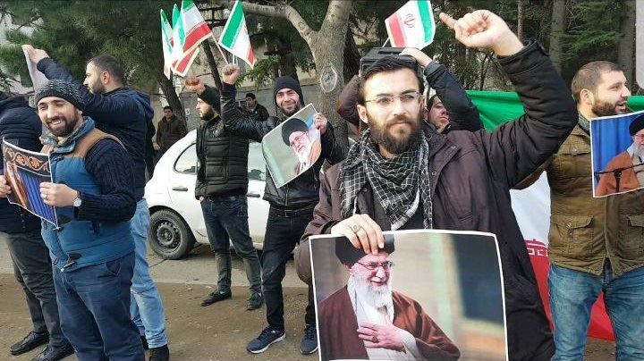 Tiflisdə bir qrup gənc Ali Məqamlı Rəhbərə dəstək aksiyası keçiriblər (Foto-Video)