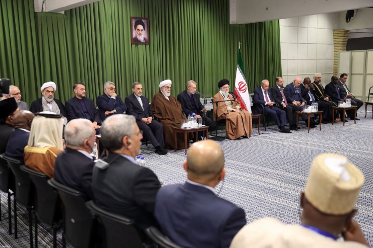 `ABŞ və sionist rejiminə kömək edən ölkələr İslam ümmətinə xəyanət edirlər` - FOTO