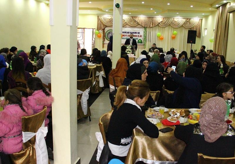 RUSTAVİ ŞƏHƏRİNDƏ HZ.FATİMEYİ ZƏHRANIN (S.Ə) TƏVƏLLÜD MƏRASİMİ KEÇİRİLDİ (Foto)