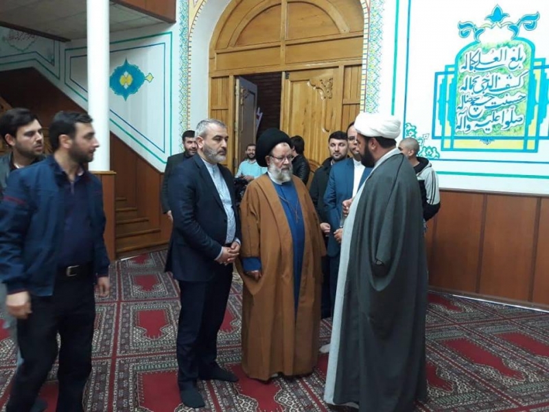 Ayətullah Hüseyn Qəzvini İmam Əli (ə) məscidində möminlərlə görüşdü (Foto)