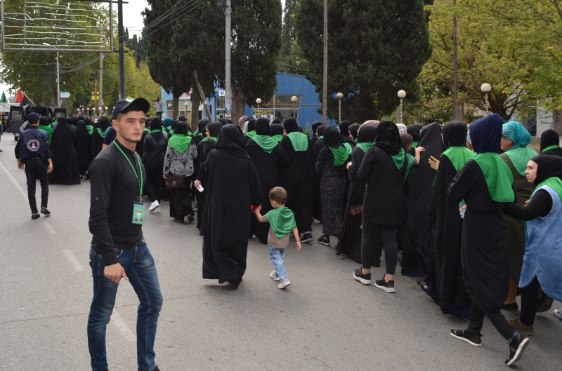 İzdihamlı "Tasua" yürüşü keçirildi (Foto)