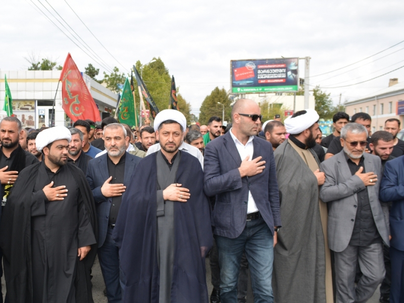 İzdihamlı "Tasua" yürüşü keçirildi (Foto)