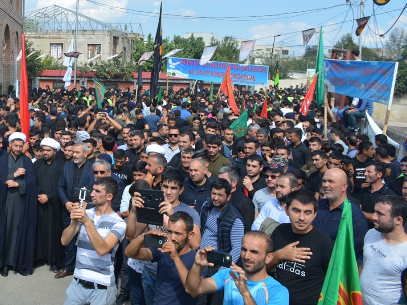 İzdihamlı "Tasua" yürüşü keçirildi (Foto)