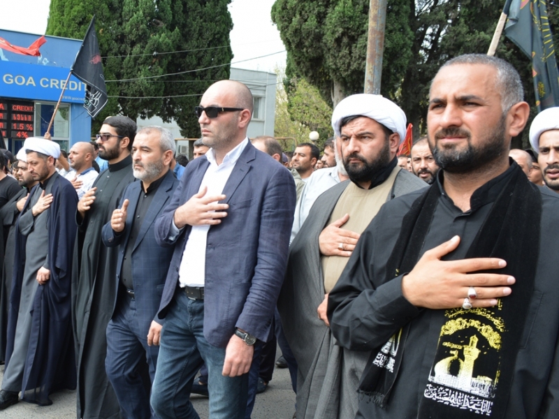 İzdihamlı "Tasua" yürüşü keçirildi (Foto)