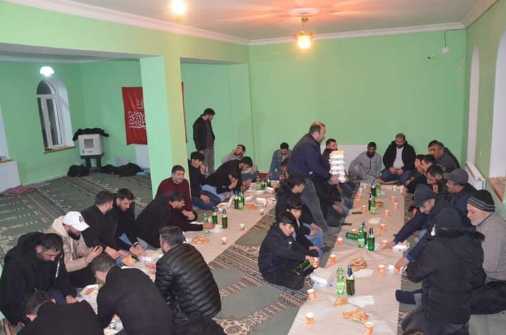 Marneuli şəhərinin Daştəpə kəndində əza mərasimi keçirildi (Foto)