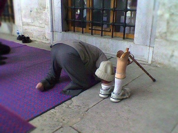 Namazı yorğun, yuxulu və tələsərək qılmaq olmaz