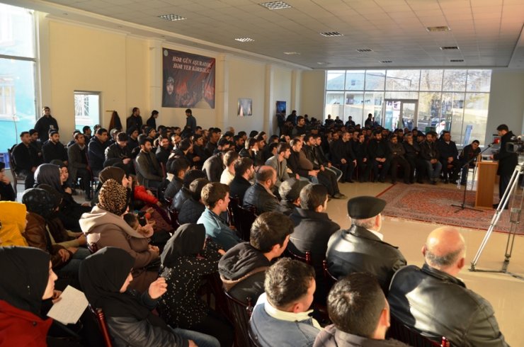 Bu gün Əhli-Beyt (ə) Cəmiyyətinin və Əhli-Beyt (ə) Aşiqləri Forumunun birgə təşkilatçılığı ilə İmam Həsən Əskərinin (ə) şəhadət mərasimini qeyd etdi.