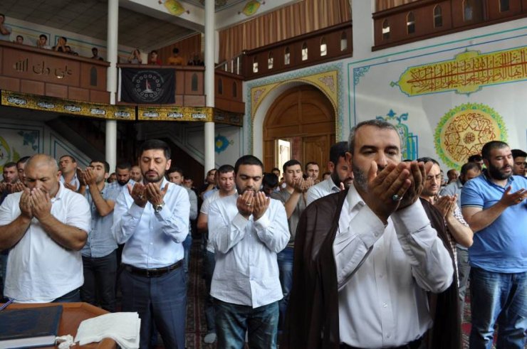 İmam Əli (ə) məscidində növbəti cümə namazı qılndı
