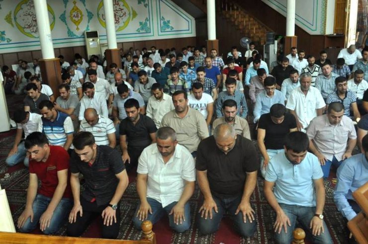 Gürcüstanda, İmam Əli(ə) Məscidinin növbəti Cümə namazı- Video-foto