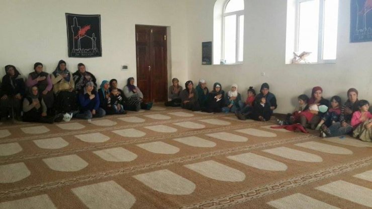 “Zeynəb(s.ə)” Qadınlar Birliyinin təşkilatçılığı ilə Marneuli şəhər İmir kəndində Kərbəla şəhidləri üçün əza məclisi təşkil olundu (Foto)