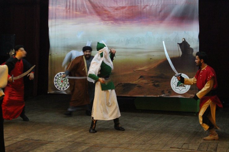 Marneulidə "Qəm qəhrəmanı Zeynəb(s.ə)" adlı şəbih göstərildi (Foto)