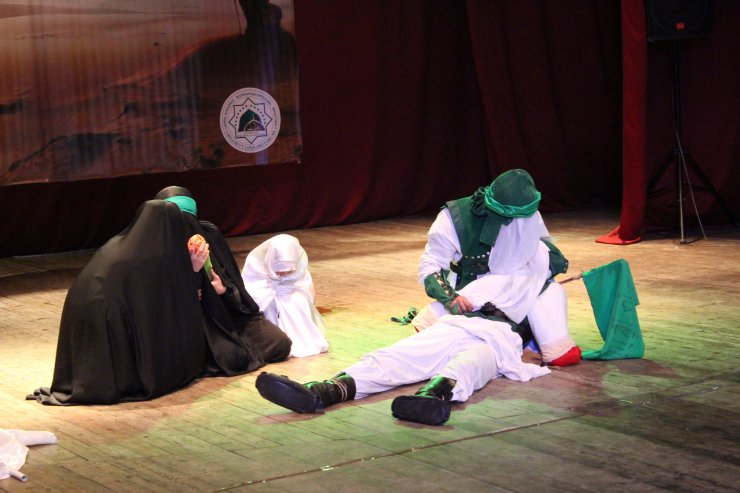 Marneulidə "Qəm qəhrəmanı Zeynəb(s.ə)" adlı şəbih göstərildi (Foto)