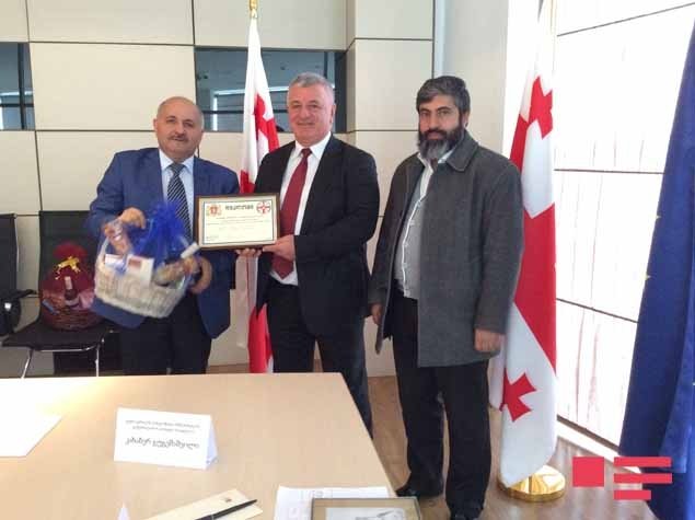 Kvemo Kartli bölgə qubernatoru azərbaycanlı ziyalılarla görüş keçirib (Foto)