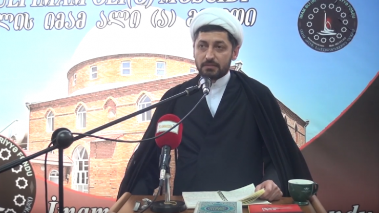 İmam Cümə, Hacı Əziz Nəbiyevin İmamlığı ilə Cümə namazı qılındı (Video)