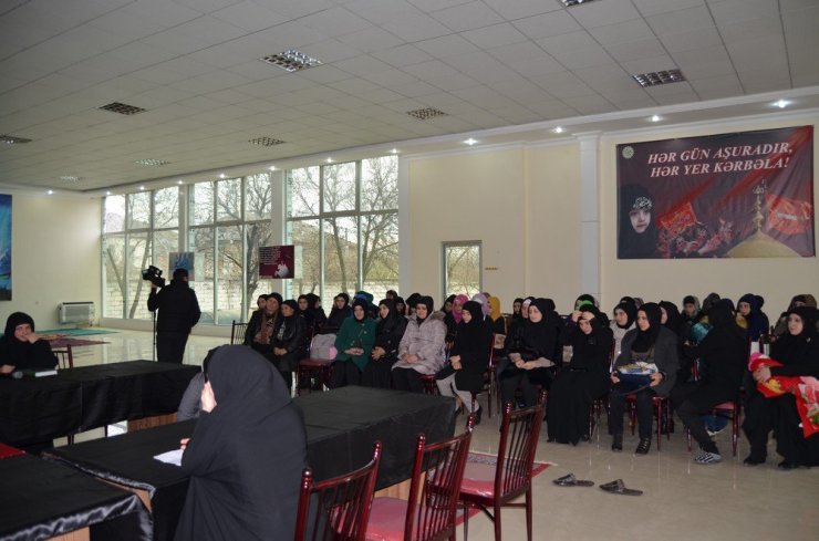 " Zeynəb (s.ə)" qadınlar təşkilatı Ərbəin günü münasibəti ilə məclis təşkil etdi (12-12-2014)