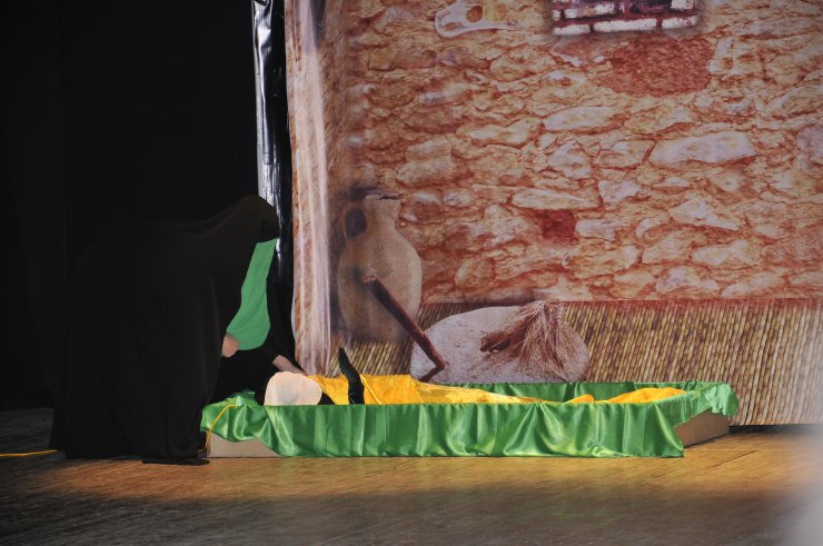 “Gündüzlər gecə olardı” adlı şəbih tamaşası səhnələşdirildi (Foto-Video)