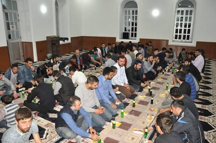 Gürcüstan Qızılhacılı Imam Həsən (ə) məscidində mövlud keçrildi (Foto)