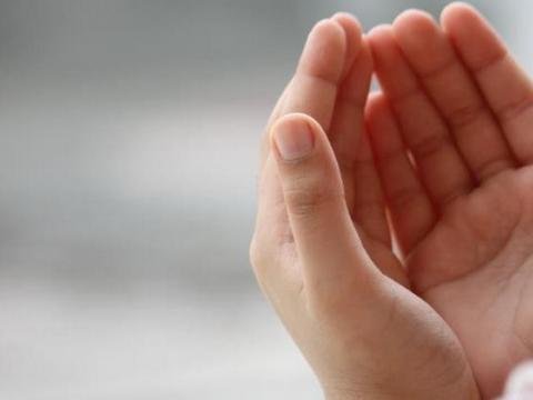 Nimeyi-Şaban əməllərindən: İmam Əlinin (ə) Kumeylə öyrətdiyi “Həzrət Xızr duası”
