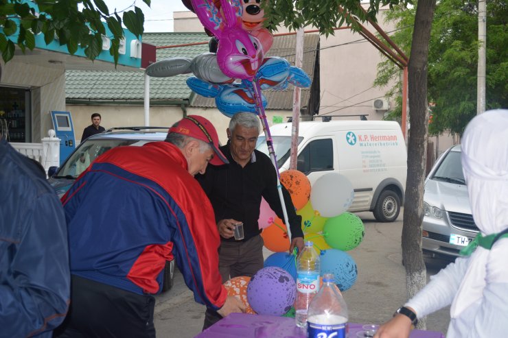 “Əhli-Beyt (ə)" Cəmiyyəti təşkilatçılığı ilə bu gün Marneuli şəhərində su aksiyası keçirildi (Foto)