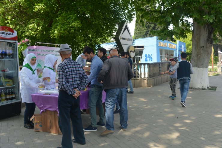 “Əhli-Beyt (ə)" Cəmiyyəti təşkilatçılığı ilə bu gün Marneuli şəhərində su aksiyası keçirildi (Foto)