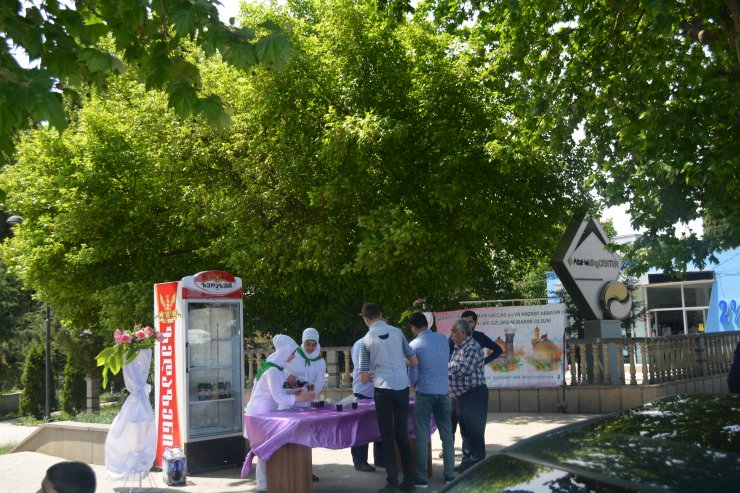 “Əhli-Beyt (ə)" Cəmiyyəti təşkilatçılığı ilə bu gün Marneuli şəhərində su aksiyası keçirildi (Foto)