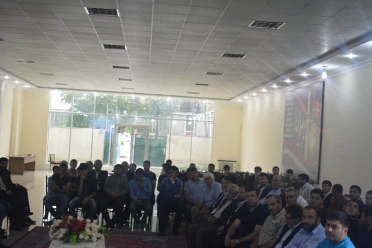 Gürcüstan Əhli-Beyt (ə) cəmiyyəti "Məhdəviyyat" mövzusunda elmi seminar keçirdi (Foto)