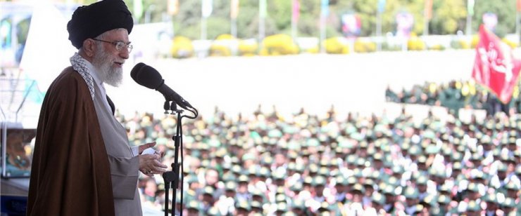 Ayətullah Xamenei: Ən böyük cihad düşmənlə heç bir sahədə razılaşmamaqdır