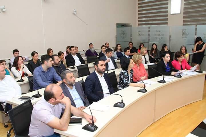 Tiflisdə “Gürcüstanda dinlər və erkən evlilik” mövzusunda forum keçirilib