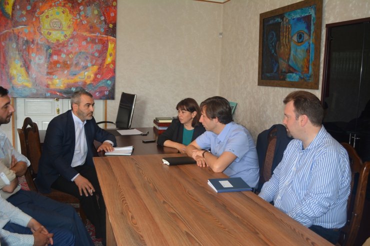 Avropa şurasının nümayəndə heyəti Gürcüstan Əhli-Beyt (ə) cəmiyyətində qonaq oldu (Foto)