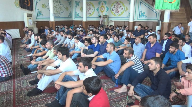İmam-cümə, Hacı Rasim Məmmədov birinci xütbəsində, “Saffat” surəsinin ilk 3 ayəsinin təfsirindən danışdı (Foto)