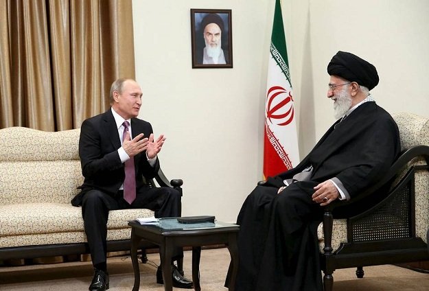 Putin Bakıda Ayətullah Xamenei ilə görüşündən söz açıb 