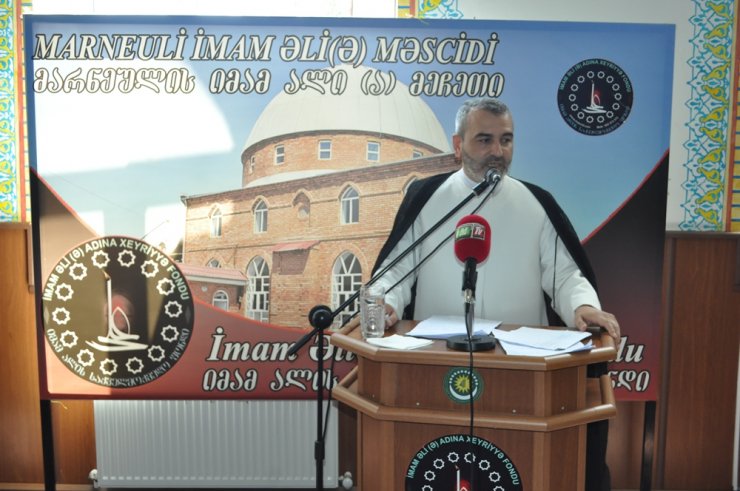 İmam-cümə, Hacı Rasim Həzrəti Loğmanın (ə) oğluna nəsihəti haqqında danışdı (Foto)