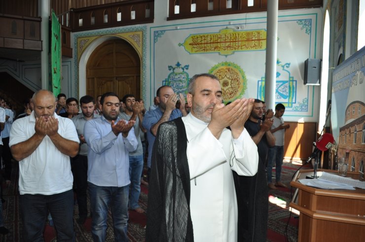 İmam-cümə, Hacı Rasim Həzrəti Loğmanın (ə) oğluna nəsihəti haqqında danışdı (Foto)