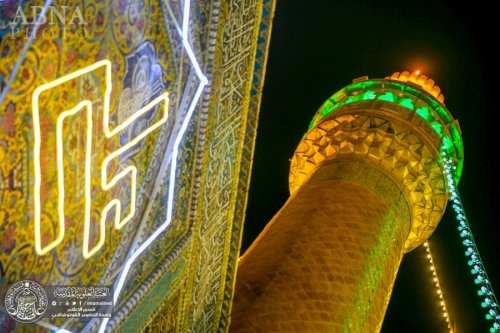 Qədir Xum bayramı münasibətilə Həzrəti İmam Əlinin (ə) hərəmi bəzədilir (Foto)