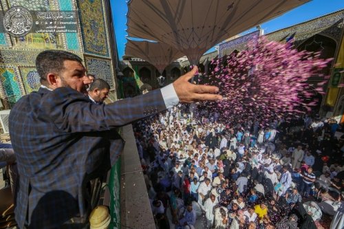 Nəcəfül-Əşrəfdəki İmam Əlinin (ə) pak hərəmində bayram coşqusu (Foto)